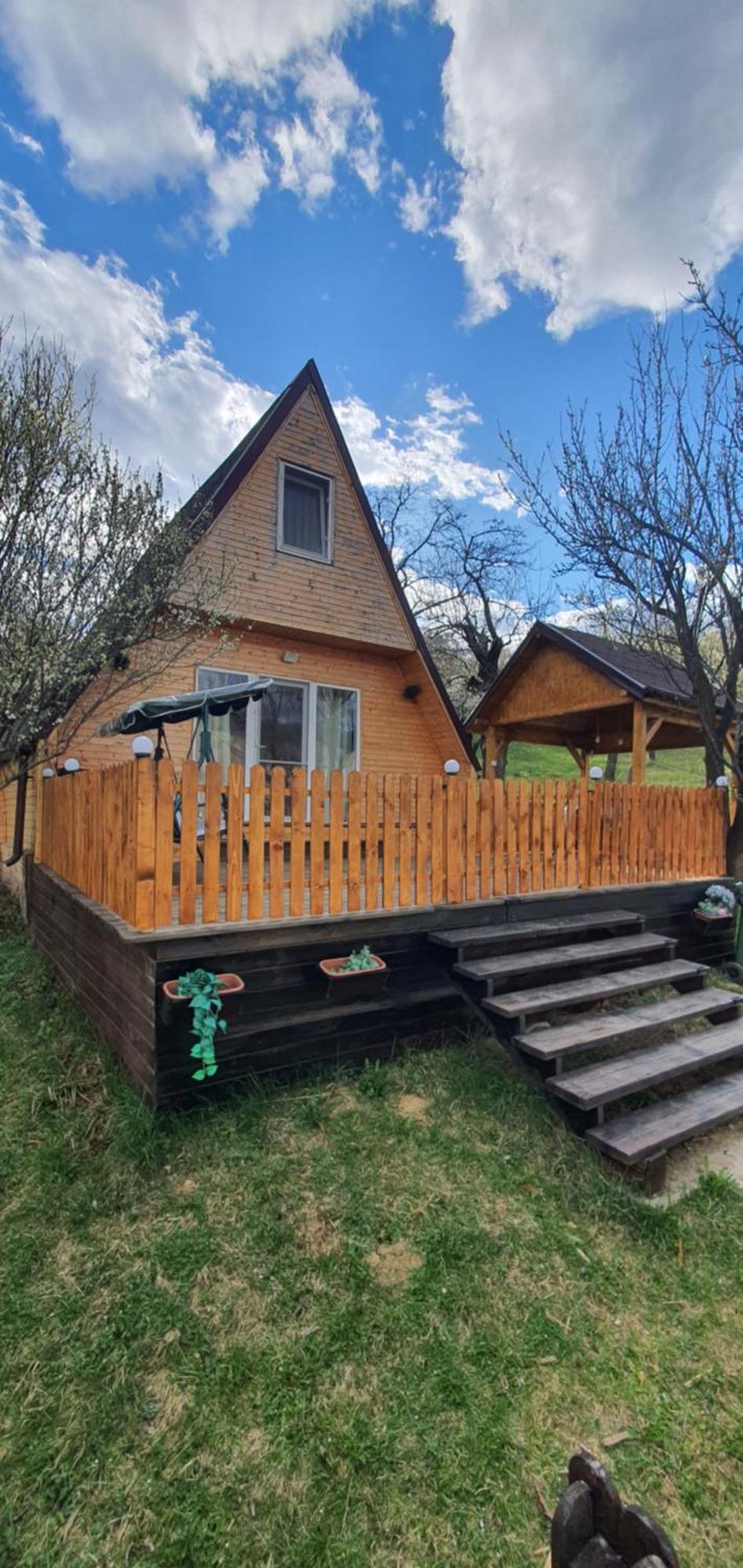 Cabana Din Livada Pucioasa Exterior photo
